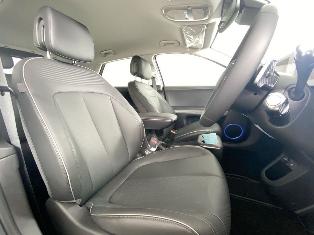 Photo 3 of a black 2023 Hyundai IONIQ 5 for sale at Motors Confidence